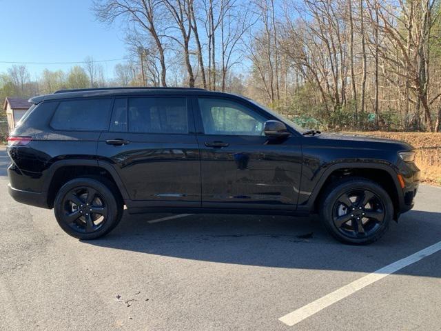 new 2025 Jeep Grand Cherokee L car, priced at $46,642