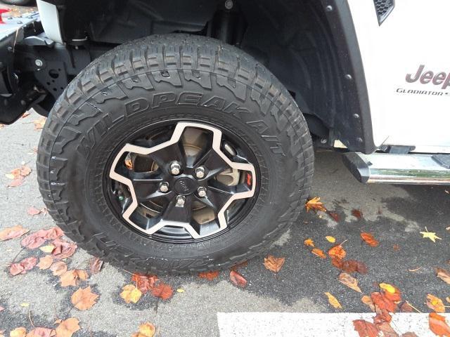 used 2023 Jeep Gladiator car, priced at $38,997