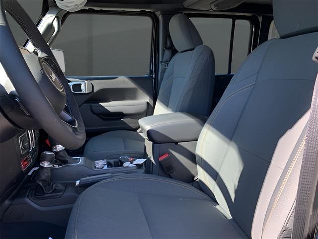 new 2025 Jeep Wrangler car, priced at $51,475