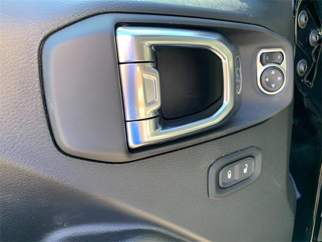 new 2025 Jeep Wrangler car, priced at $51,475
