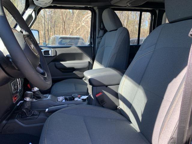 new 2025 Jeep Wrangler car, priced at $51,235