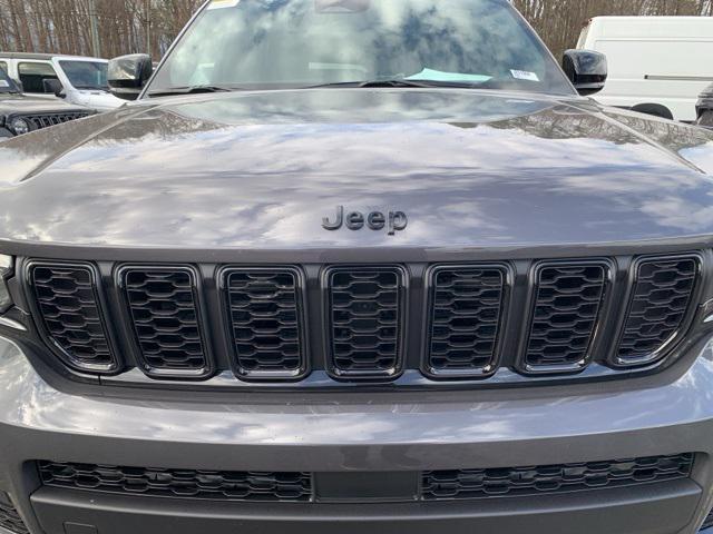 new 2025 Jeep Grand Cherokee L car, priced at $46,642