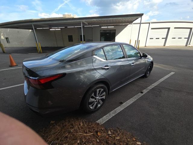 used 2021 Nissan Altima car, priced at $18,500