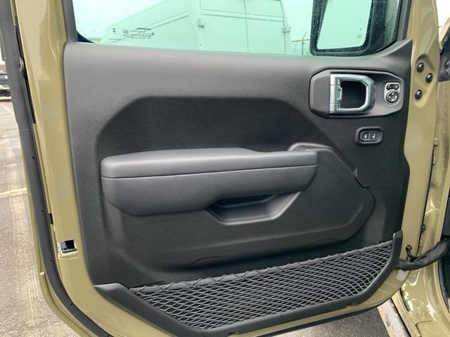 new 2025 Jeep Wrangler car, priced at $50,163