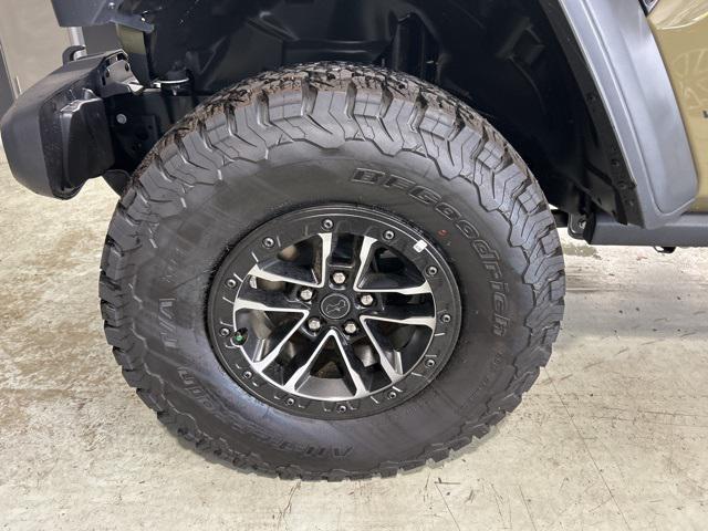 new 2025 Jeep Wrangler car, priced at $53,392