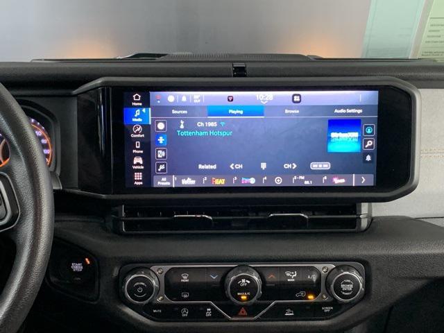 used 2024 Jeep Gladiator car, priced at $39,492