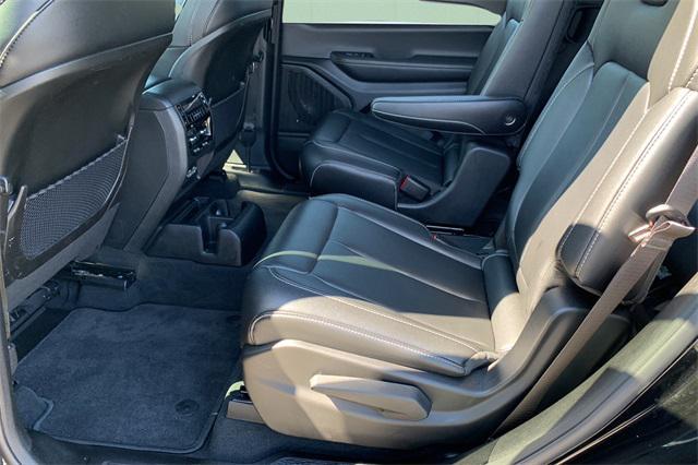 used 2025 Jeep Grand Cherokee L car, priced at $42,997