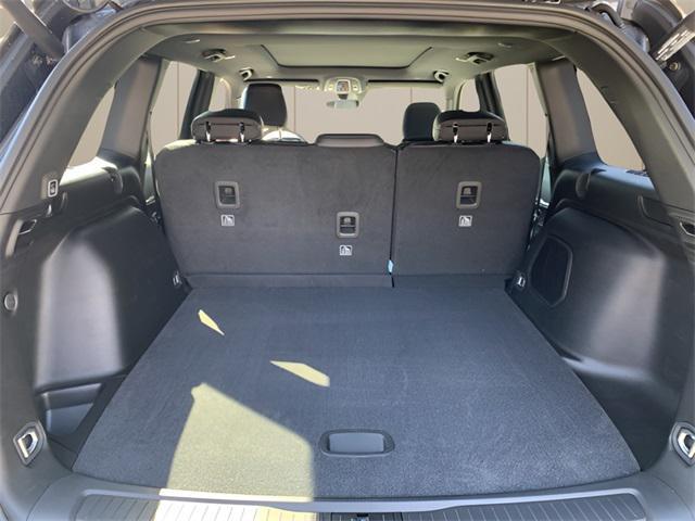 new 2025 Jeep Grand Cherokee car, priced at $46,555