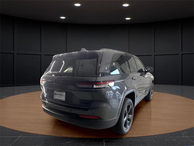 new 2025 Jeep Grand Cherokee car, priced at $48,674
