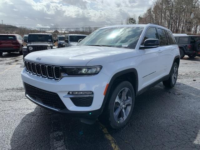 new 2025 Jeep Grand Cherokee car, priced at $51,756