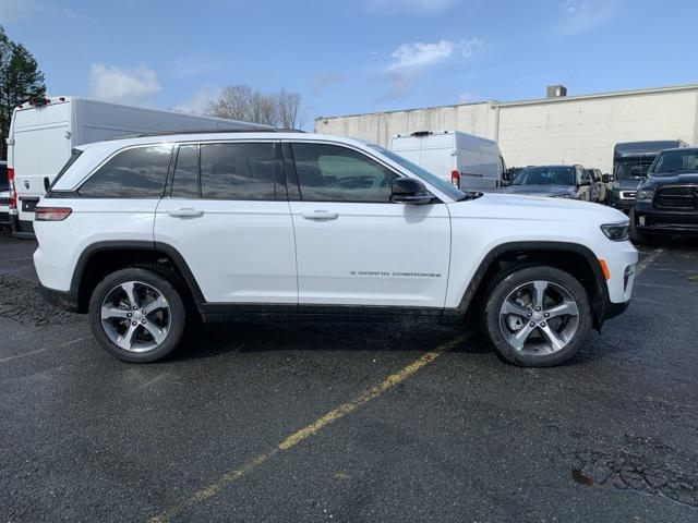 new 2025 Jeep Grand Cherokee car, priced at $51,256