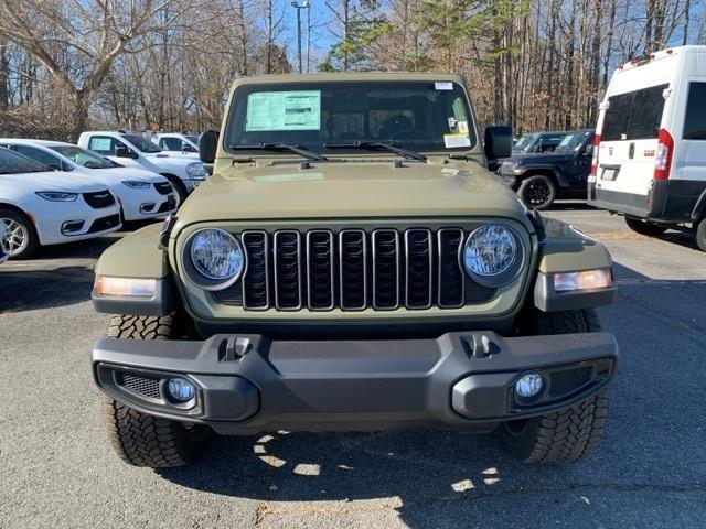 new 2025 Jeep Gladiator car, priced at $44,735