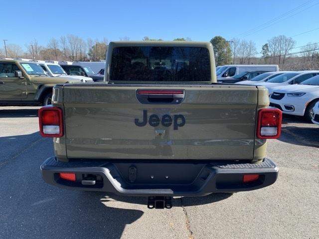 new 2025 Jeep Gladiator car, priced at $44,735