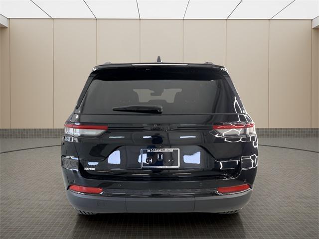 new 2025 Jeep Grand Cherokee car, priced at $45,920