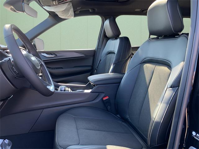 new 2025 Jeep Grand Cherokee car, priced at $45,920