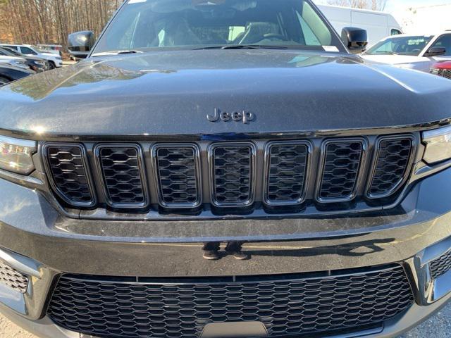 new 2025 Jeep Grand Cherokee car, priced at $44,006