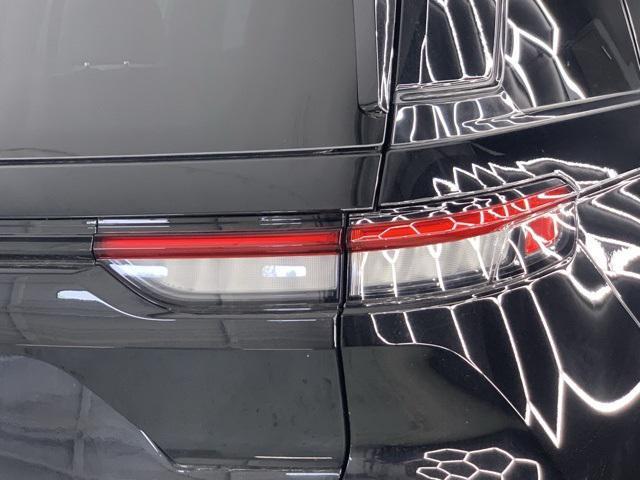 new 2025 Jeep Grand Cherokee car, priced at $43,400