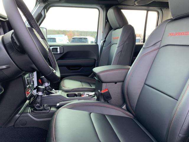 new 2025 Jeep Wrangler car, priced at $58,943