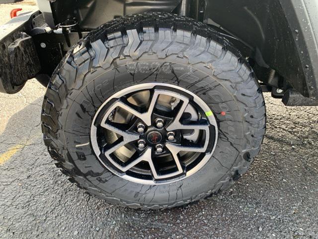 new 2025 Jeep Wrangler car, priced at $58,943