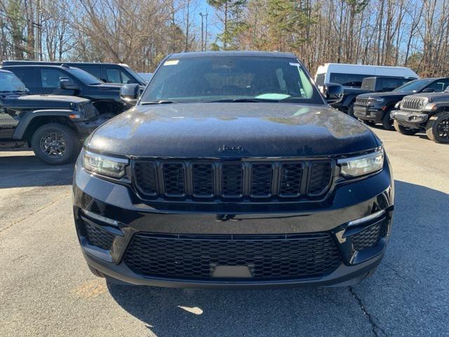 new 2025 Jeep Grand Cherokee car, priced at $47,750