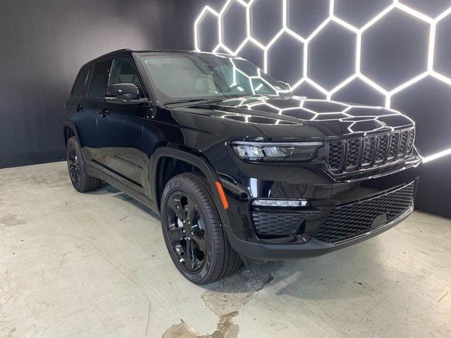 new 2025 Jeep Grand Cherokee car, priced at $49,191