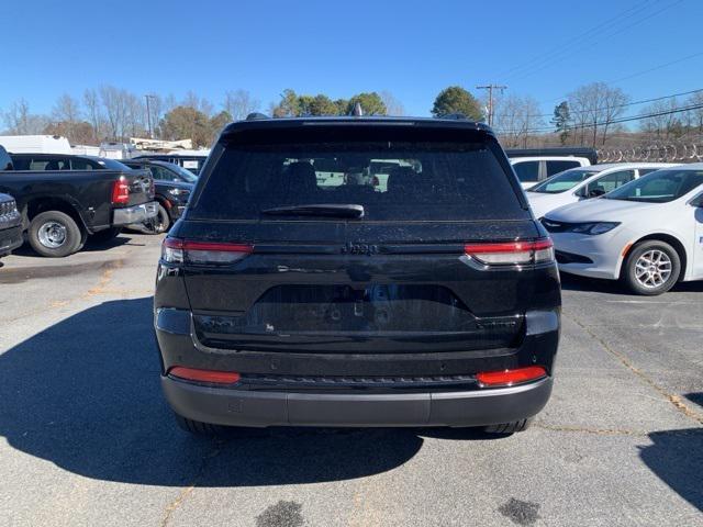 new 2025 Jeep Grand Cherokee car, priced at $47,750