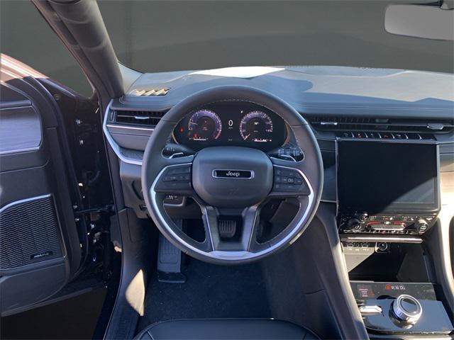 new 2025 Jeep Grand Cherokee car, priced at $46,009
