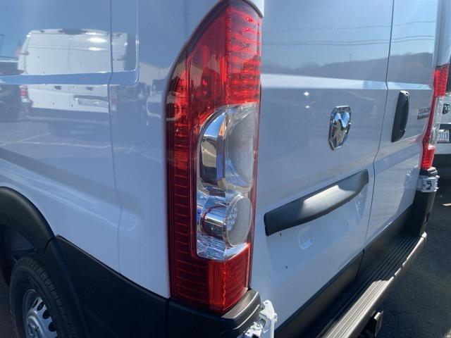 new 2025 Ram ProMaster 2500 car, priced at $48,925