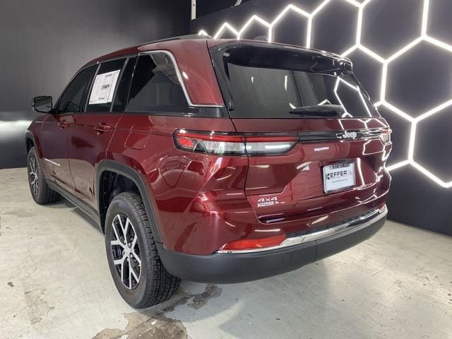 new 2025 Jeep Grand Cherokee car, priced at $43,896