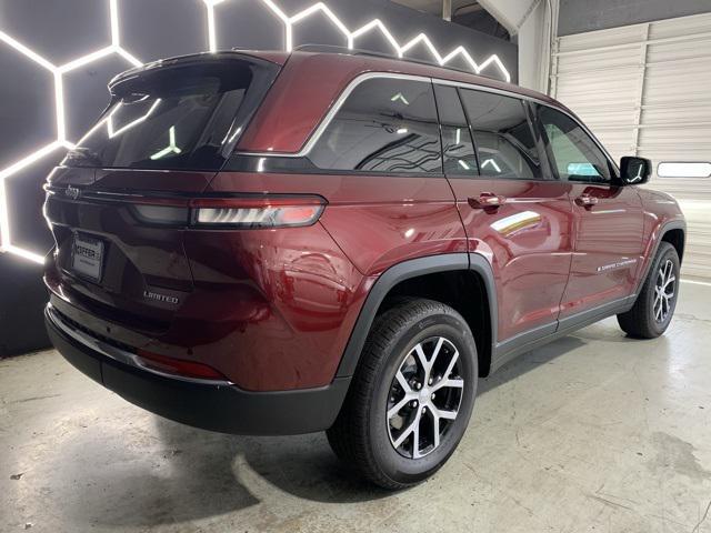 new 2025 Jeep Grand Cherokee car, priced at $43,896