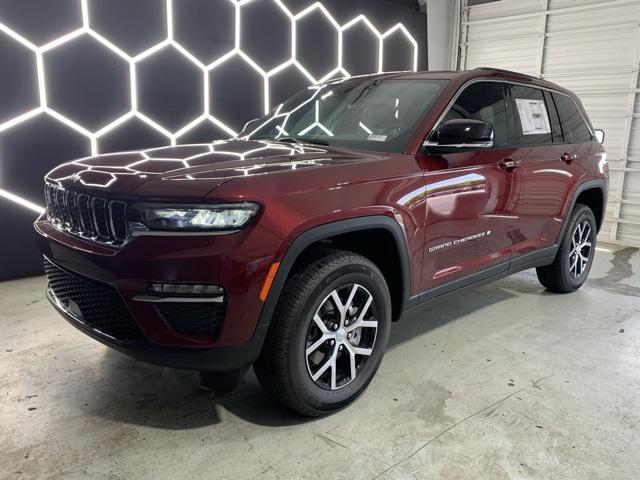 new 2025 Jeep Grand Cherokee car, priced at $43,896