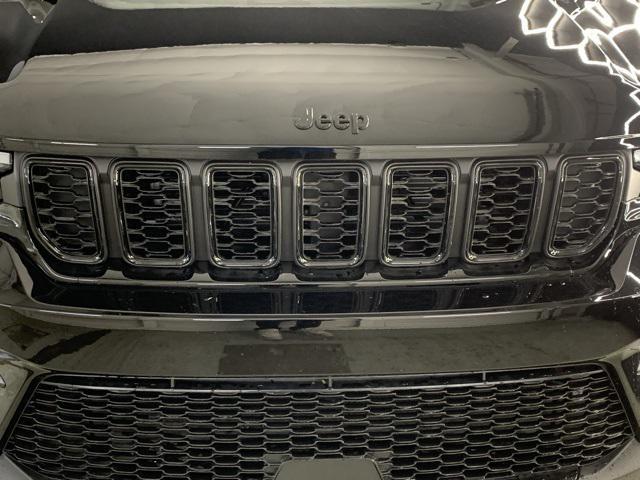 new 2025 Jeep Grand Cherokee car, priced at $38,945