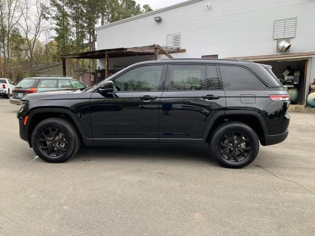 new 2025 Jeep Grand Cherokee car, priced at $47,025