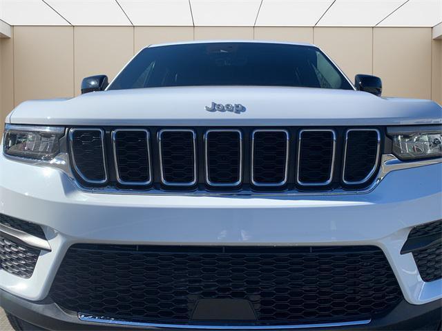 new 2025 Jeep Grand Cherokee car, priced at $34,530