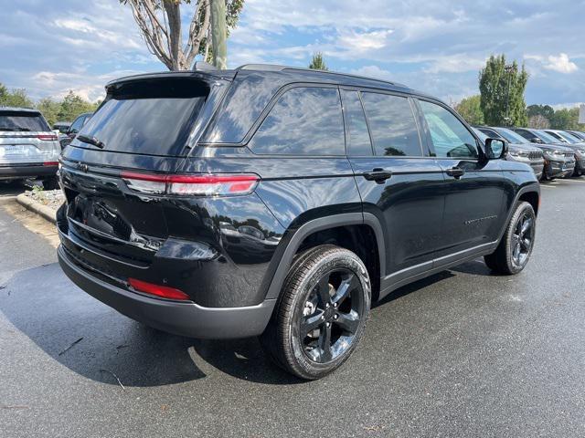 new 2025 Jeep Grand Cherokee car, priced at $41,929