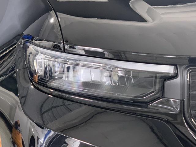 new 2025 Jeep Grand Cherokee car, priced at $40,401