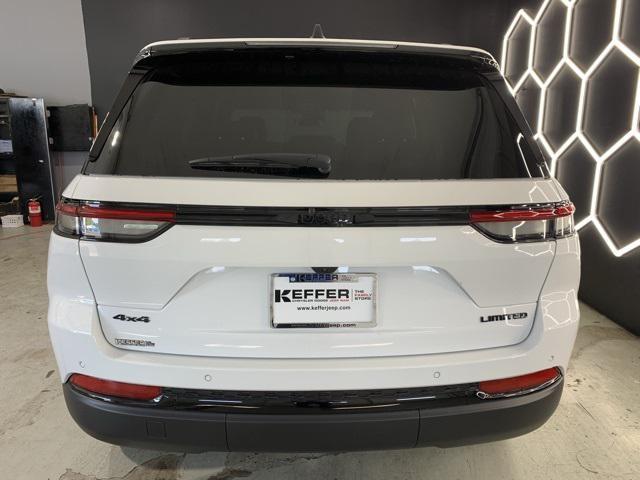 new 2025 Jeep Grand Cherokee car, priced at $48,596