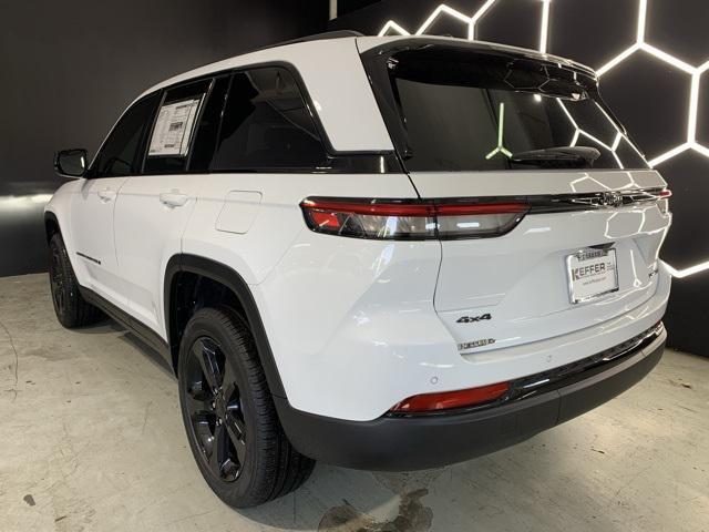new 2025 Jeep Grand Cherokee car, priced at $48,596