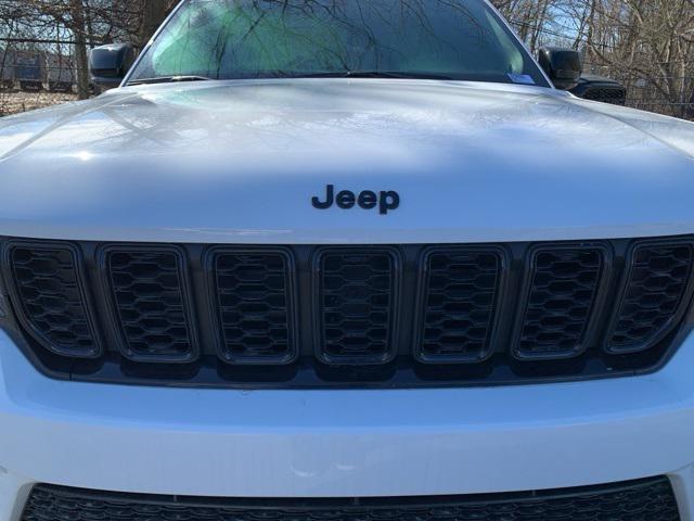 new 2025 Jeep Grand Cherokee car, priced at $48,463