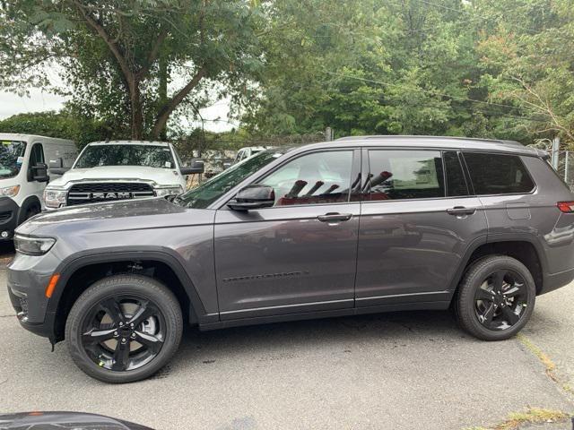 new 2025 Jeep Grand Cherokee L car, priced at $52,433