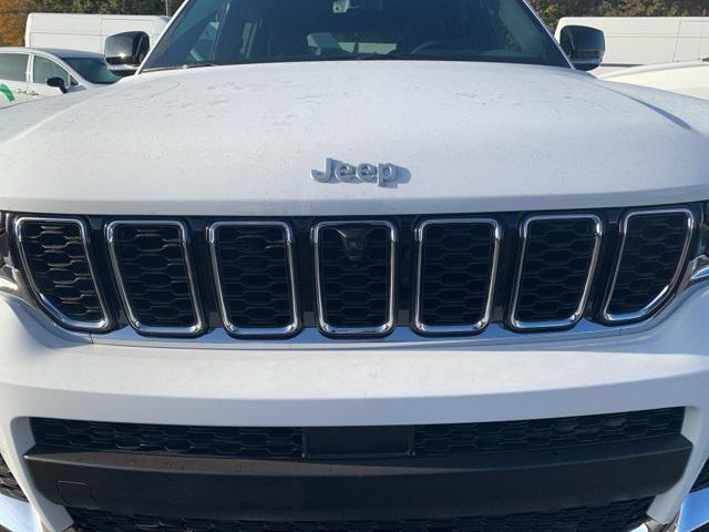 new 2025 Jeep Grand Cherokee L car, priced at $46,950