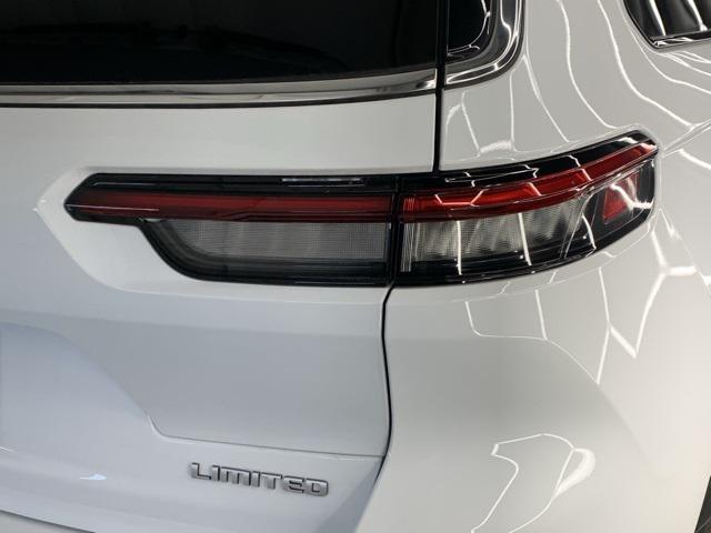 new 2025 Jeep Grand Cherokee L car, priced at $46,917