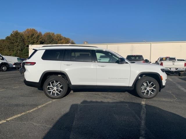 new 2025 Jeep Grand Cherokee L car, priced at $49,113