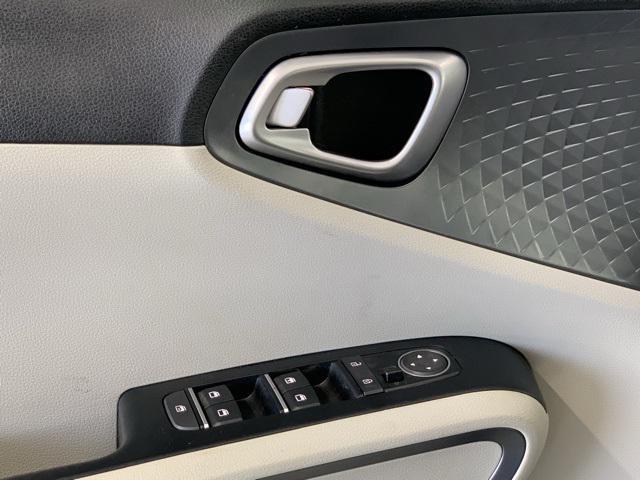 used 2021 Kia Soul car, priced at $16,480