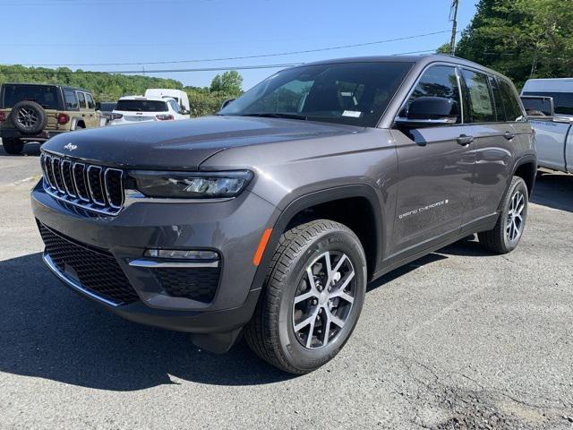 new 2025 Jeep Grand Cherokee car, priced at $44,888