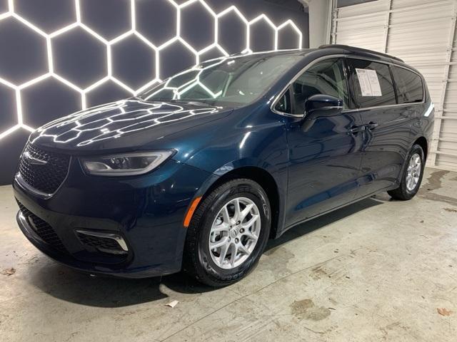 used 2022 Chrysler Pacifica car, priced at $22,000