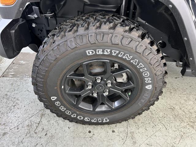 new 2024 Jeep Gladiator car, priced at $49,770