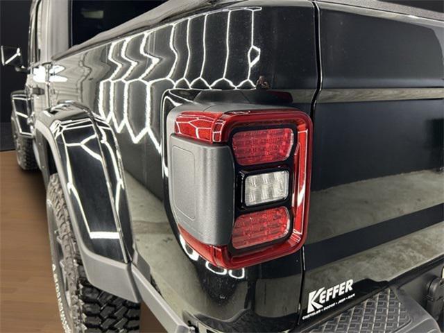 new 2024 Jeep Gladiator car, priced at $49,670