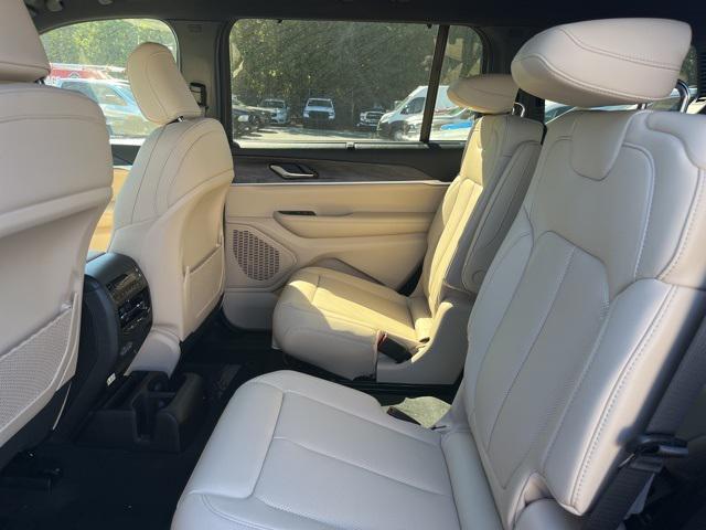 new 2025 Jeep Grand Cherokee L car, priced at $48,382