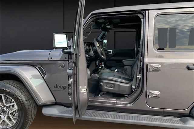 new 2025 Jeep Wrangler car, priced at $53,950